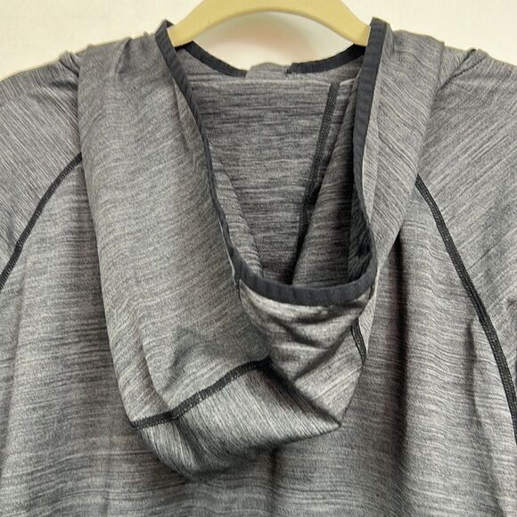 Level Wear Gray Indiana Hoosiers 1/4 zip hooded shirt size XL EUC - Picture 9 of 11